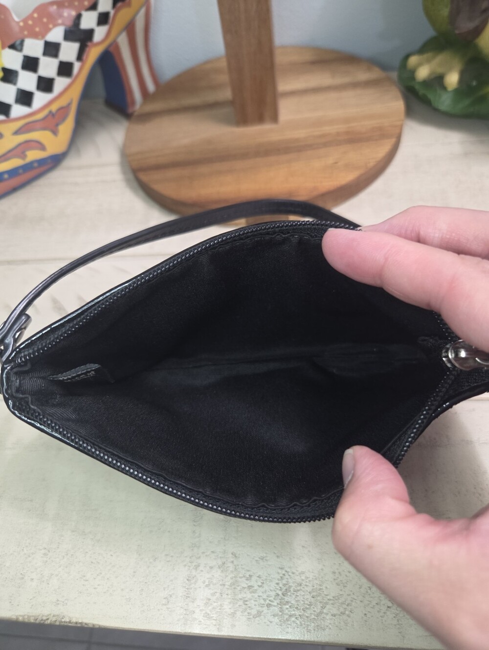 Coach Large Lurex Signature Wristlet Clutch, Black- LN IN EC - Picture 12 of 13